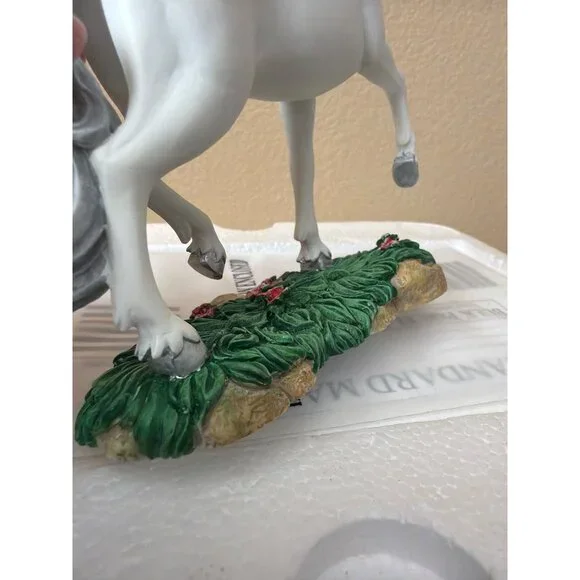 Hamilton Collection Jeweled Reflections Ruby Regalia Unicorn USED w/Box & COA - Picture 14 of 16